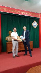 elyh tang sach hung yen 1 3