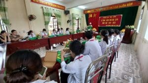 elyh tang sach hung yen2 6