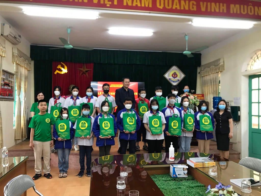 elyh tang sach thai binh6