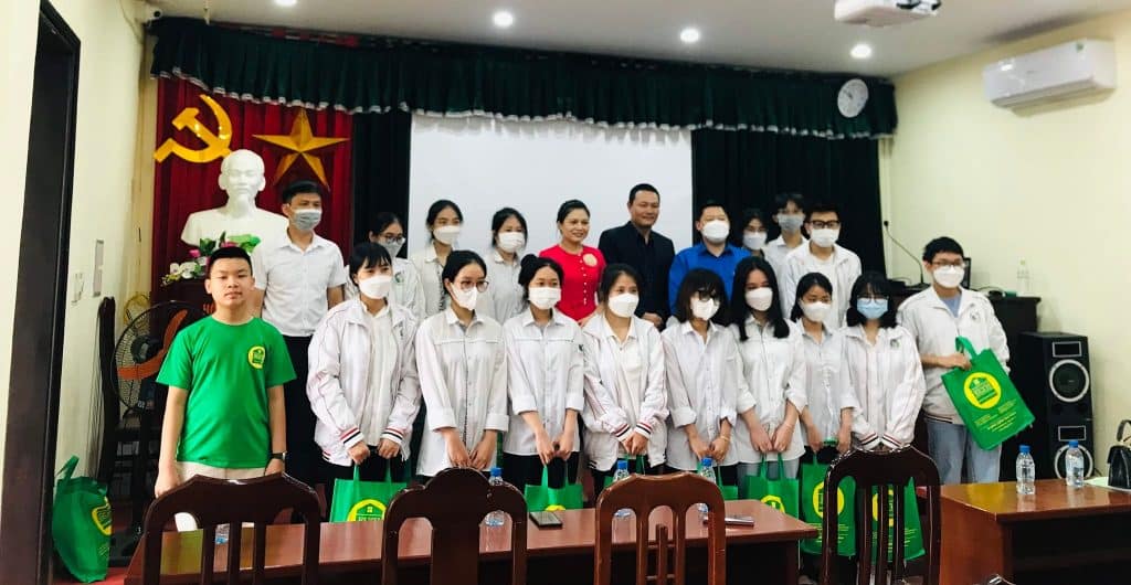 elyh tang sach thai binh9